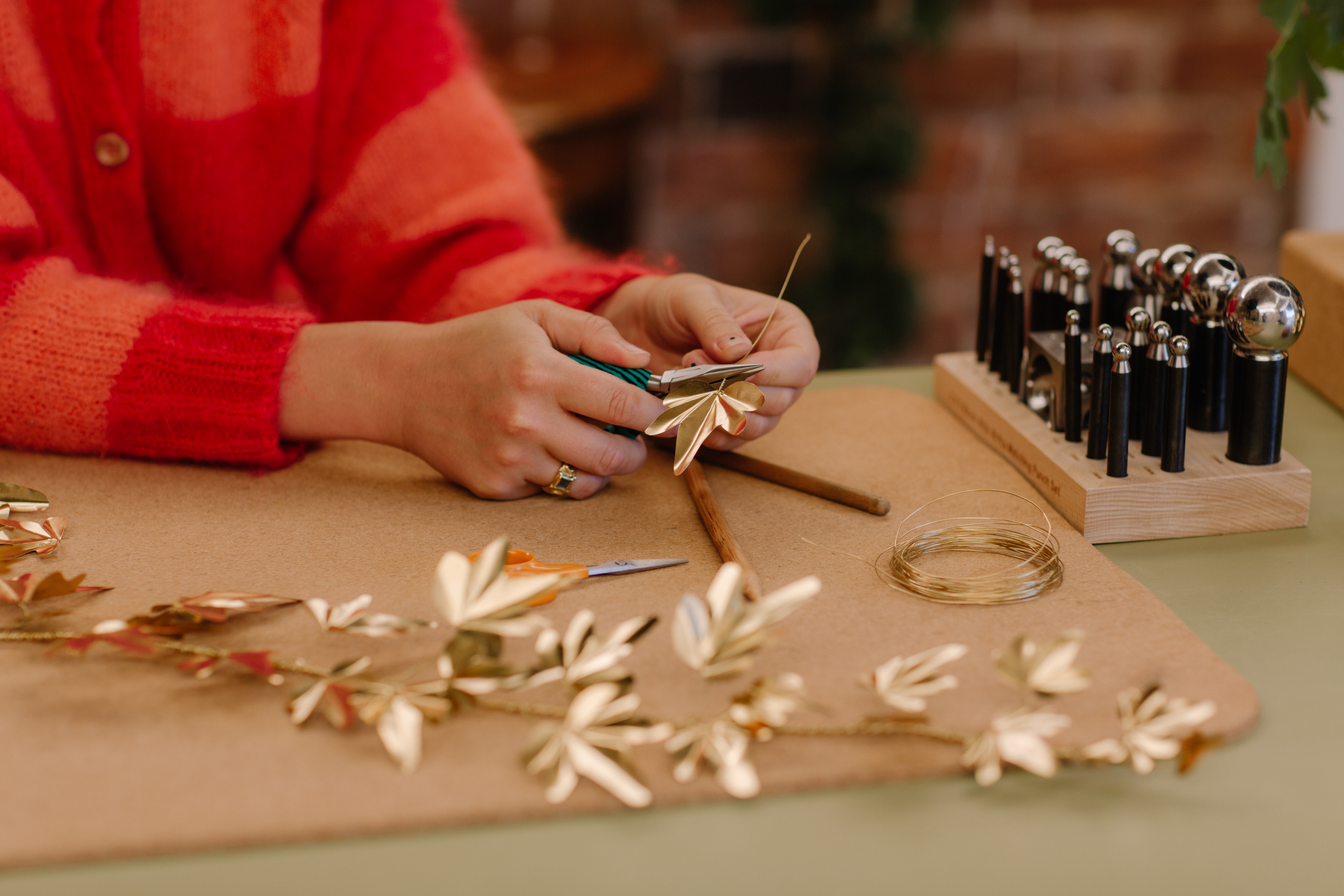 Jess Wheeler Florals from Metals Workshop