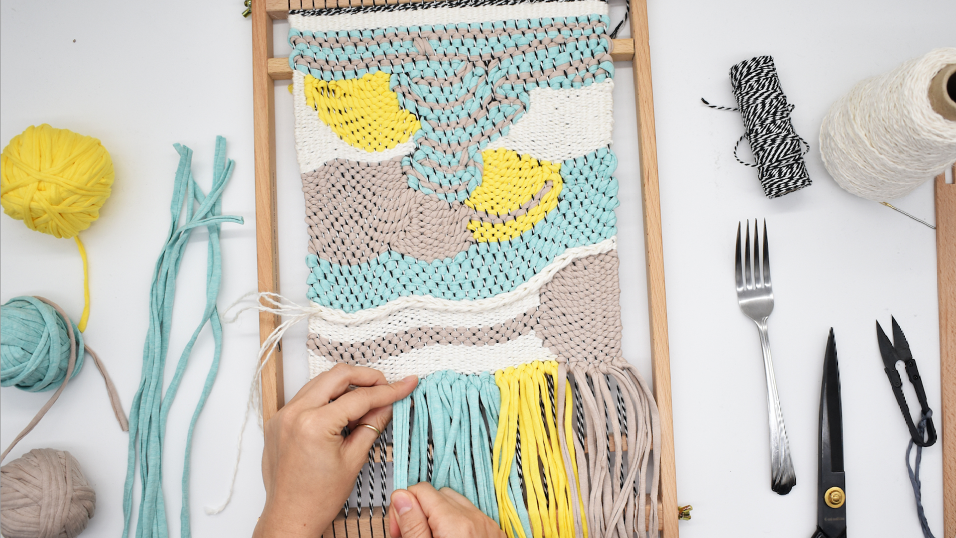 Weaving With Maria Sigma