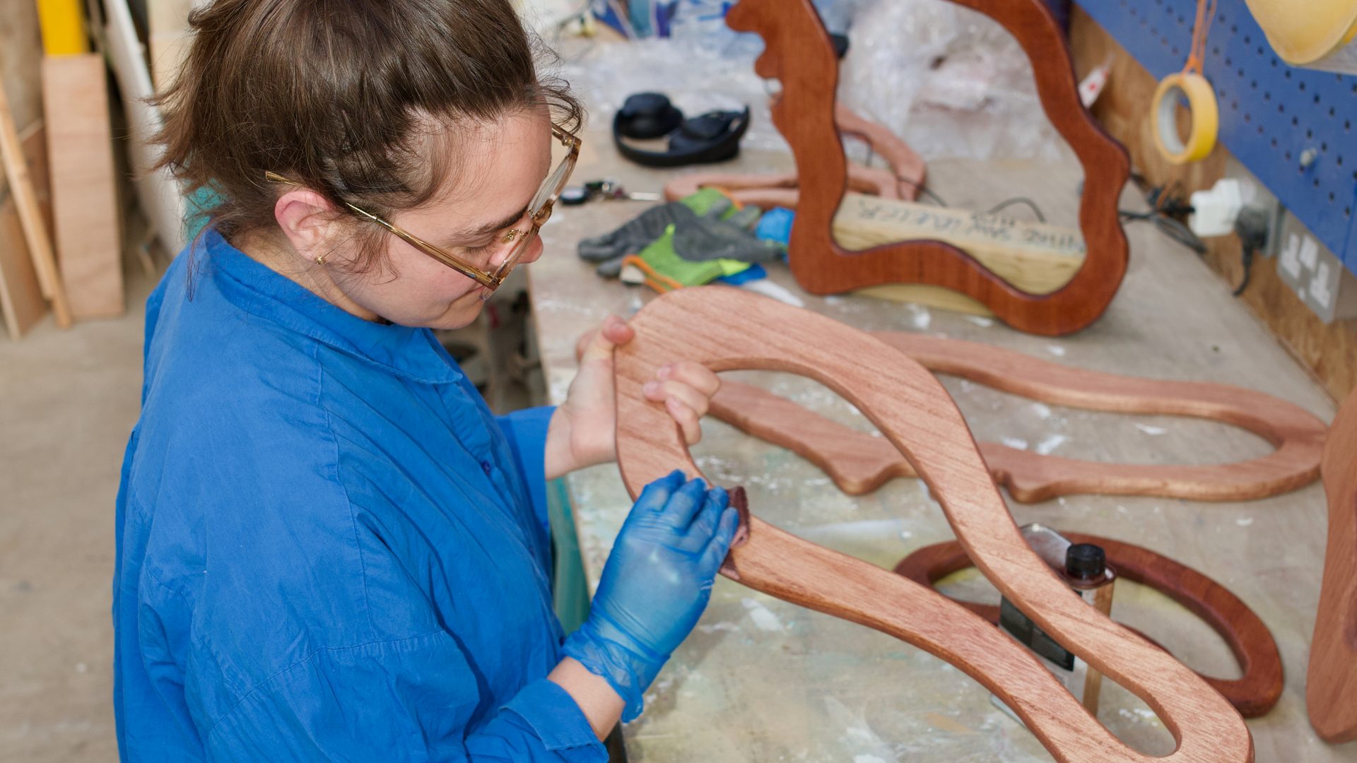 Photo of an artist in her studio 