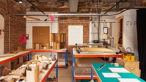 The Unboxing Show by Peter Marigold and Kings Cross 