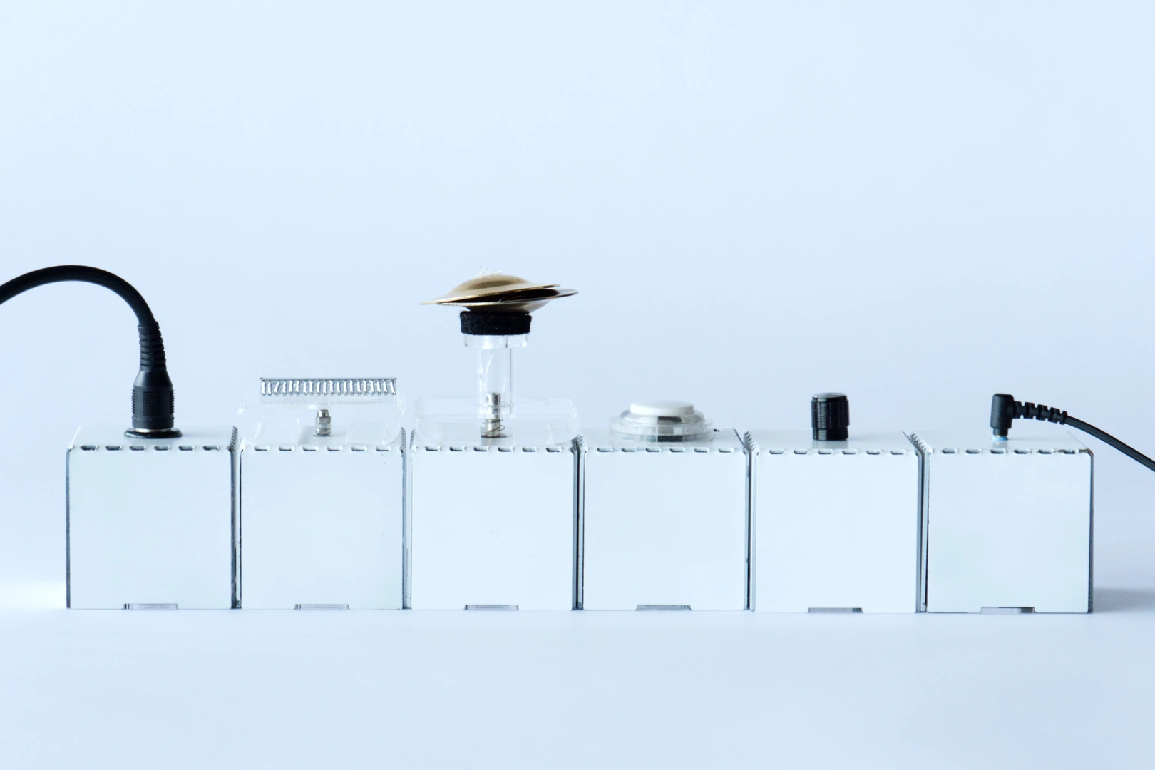 he user can facilitate the process of deconstructing and reconstructing sounds.