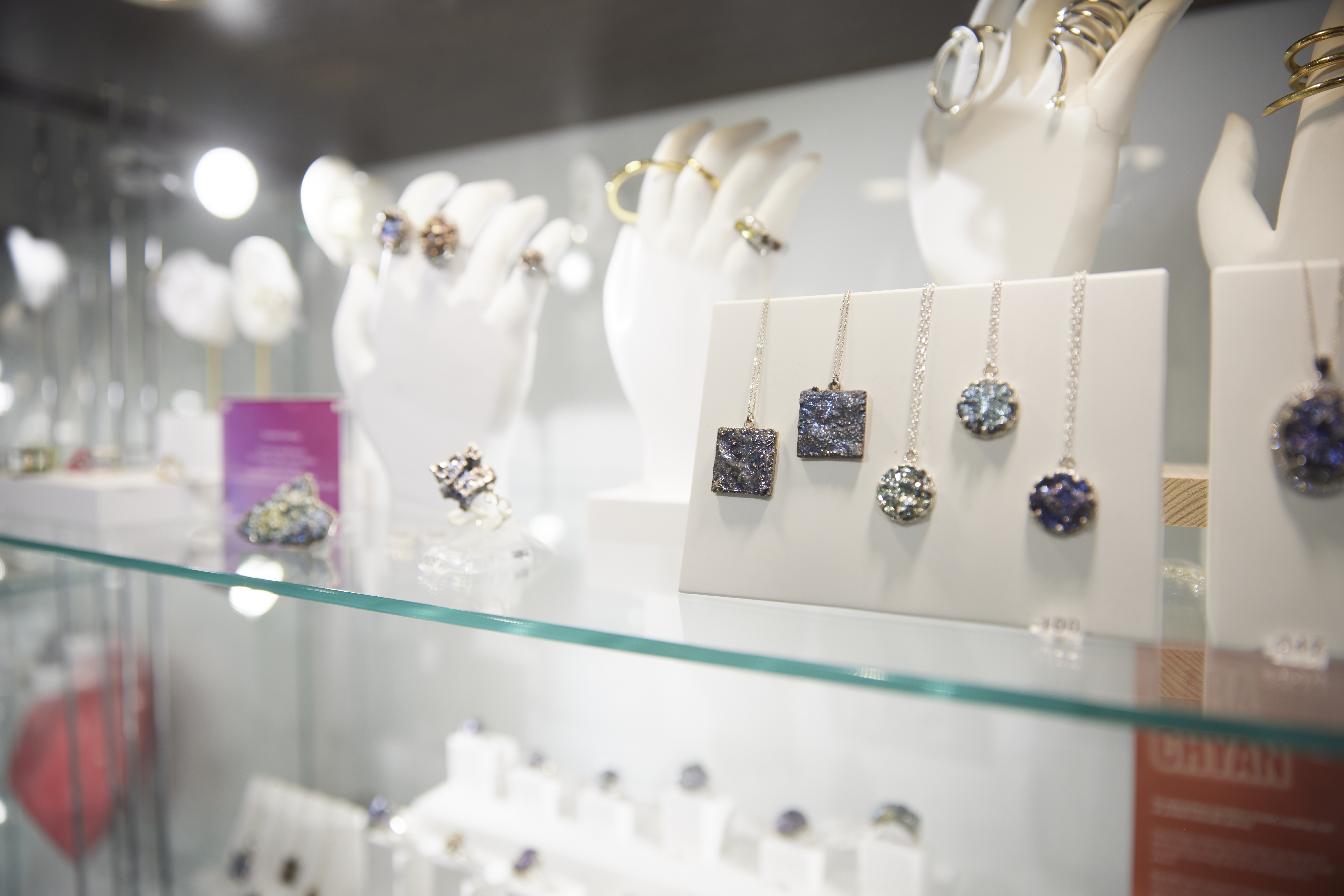 Image of a set of rings and necklaces.